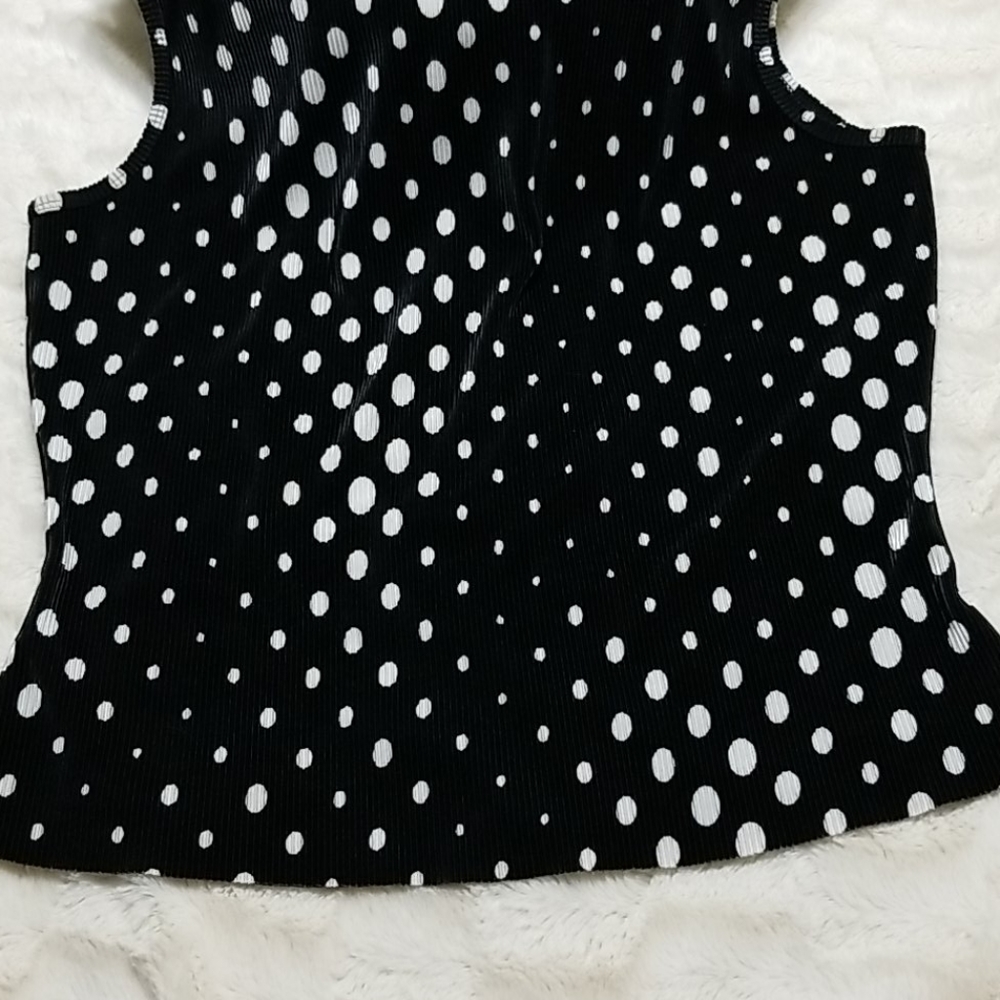 Victoria EssentialsBlouse - Picture 3 of 6